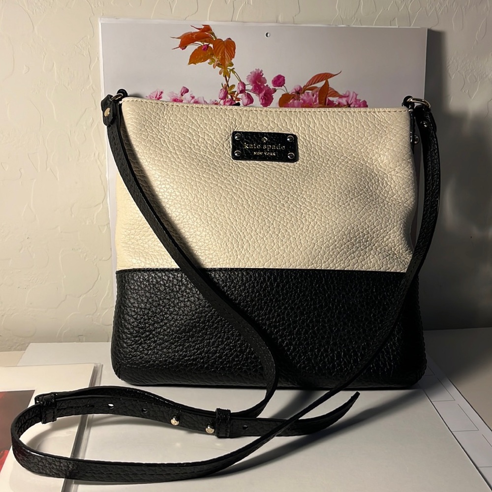 NOT FOR SALE- Kate Spade Purse Shoulder/Crossbody Bag.